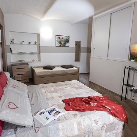 Apartament Il Cortiletto Verduno Zewnętrze zdjęcie